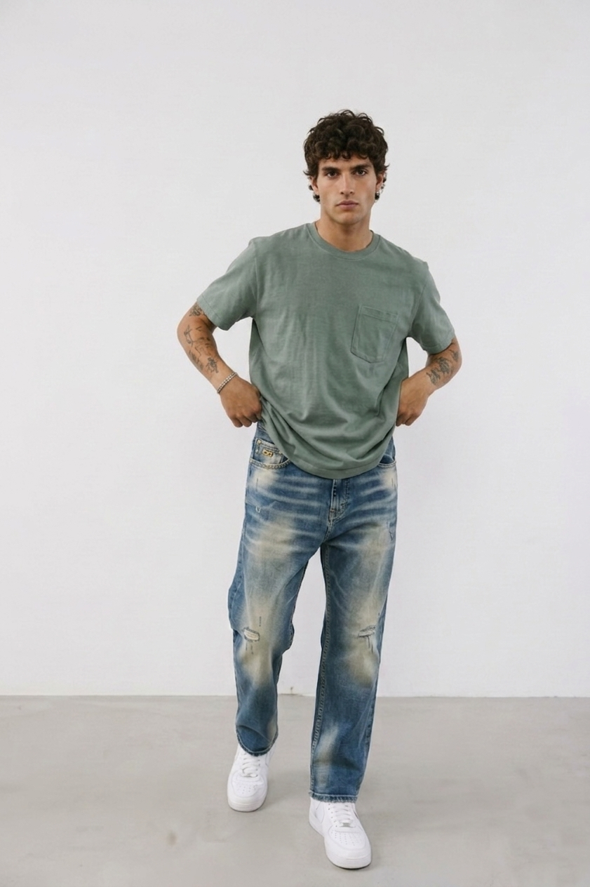 Damage Lose Fit Jeans With Premium Quality