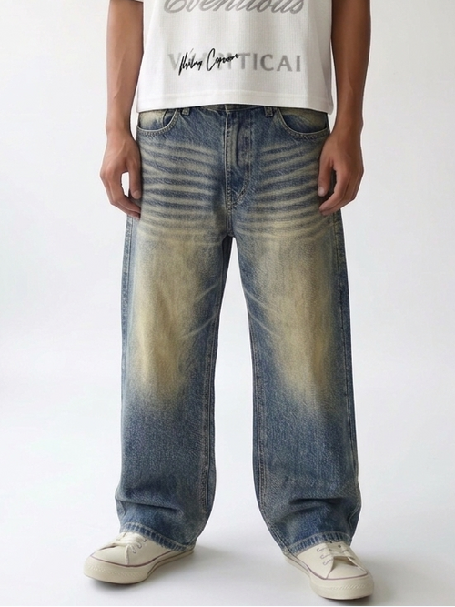 Lose Fit Jeans With Back Pocket Design